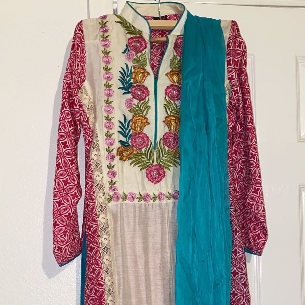 Pakistani shalwar kameez-with trouser & dupatta